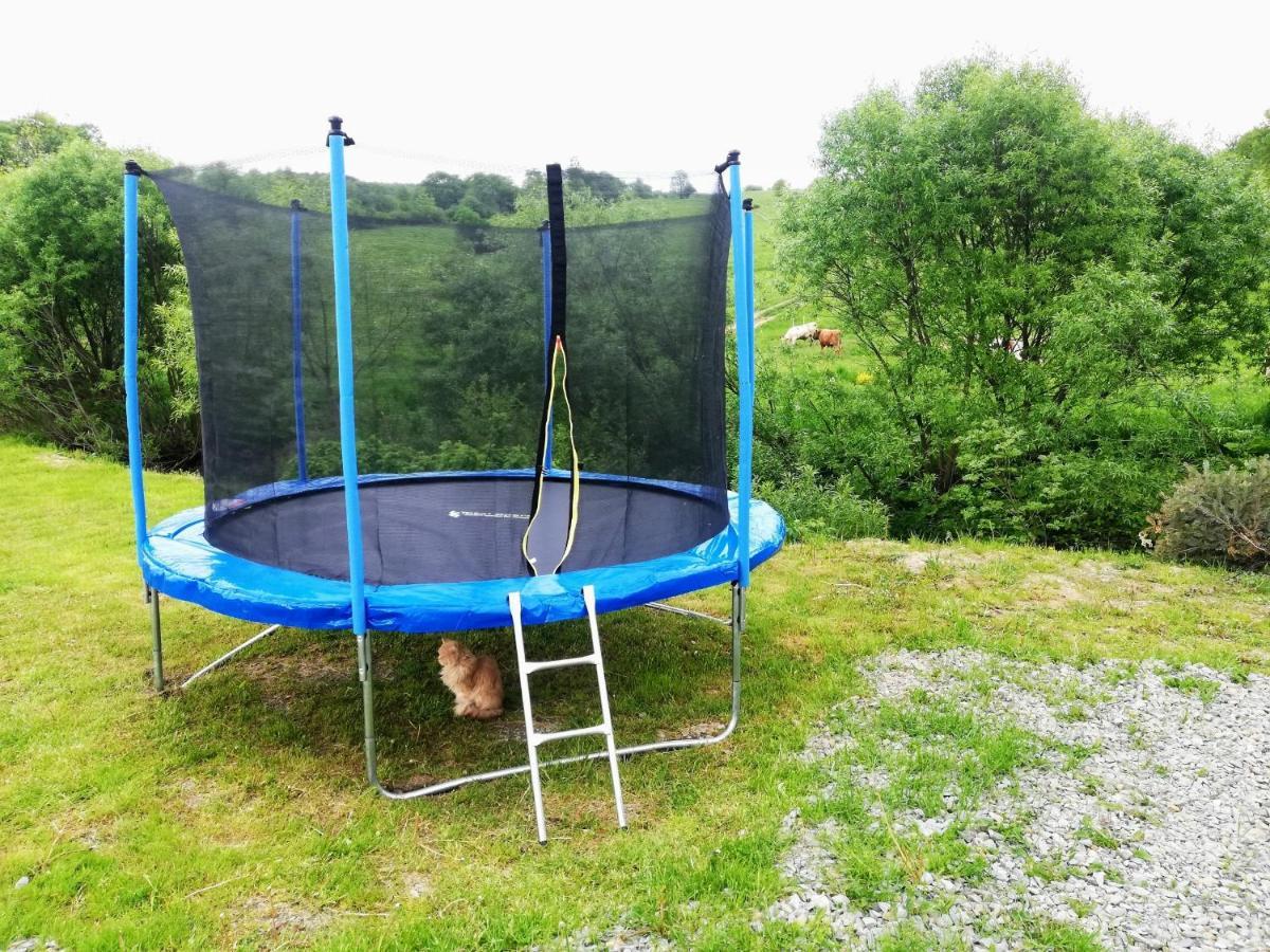 Pokoje Goscinne U Olguni Chyrowa Kültér fotó